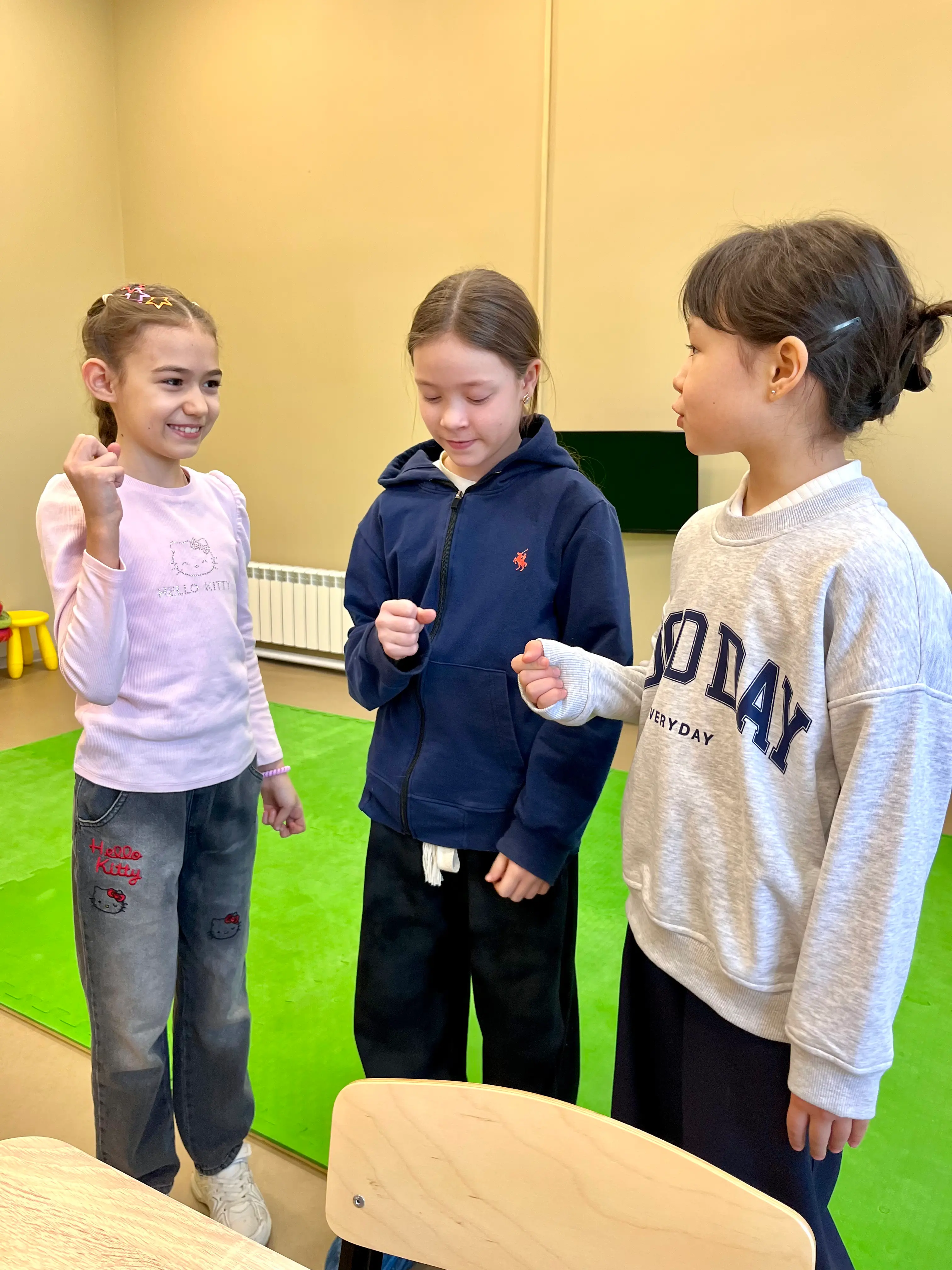 Ученики Евразийской начальной школы